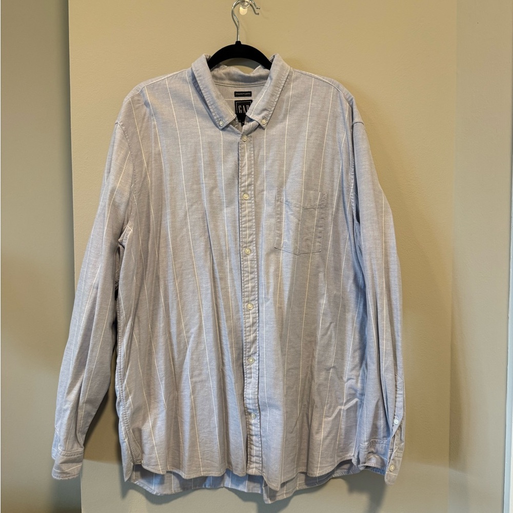 GAP Men's Light Blue Pinstripe Button Down Shirt